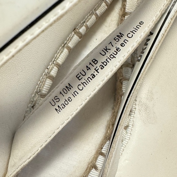 DKNY Tabatha Logo Tape Sandal - White - Picture 6 of 8